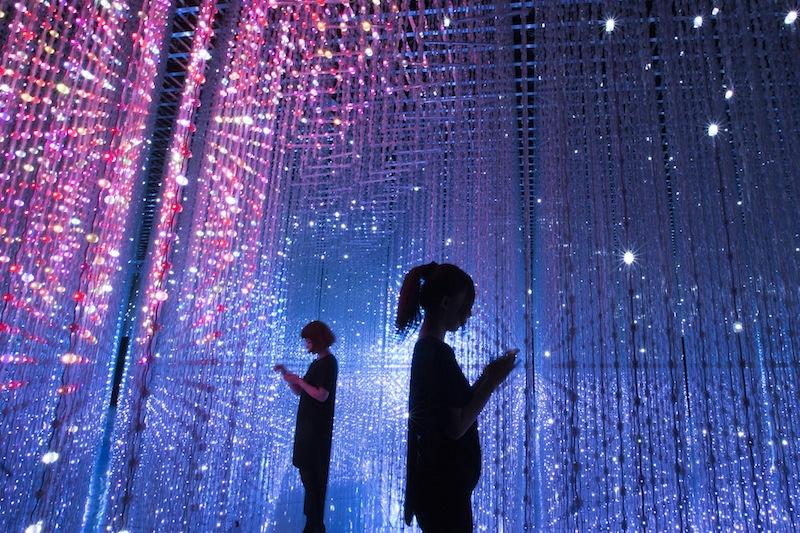Crystal Universe by teamLab